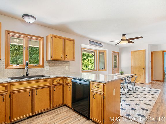 3rd image of 7372 Quail Run Ct