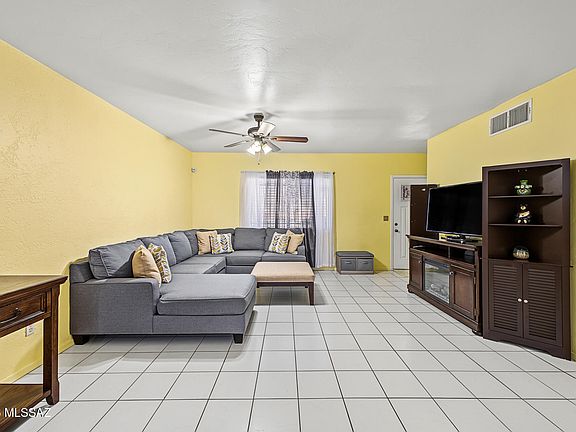 4th image of 1665 W Calle Del Rey