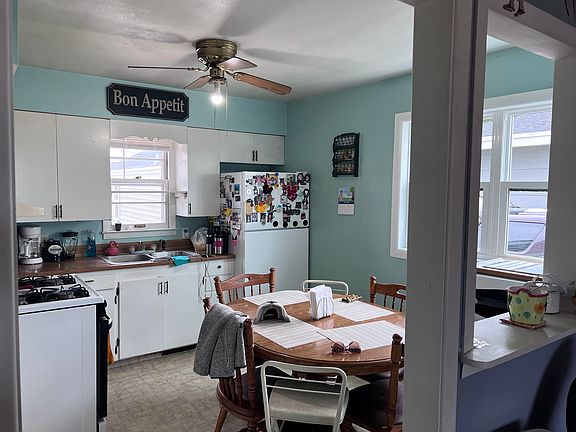 3rd image of 1410 Avenue D