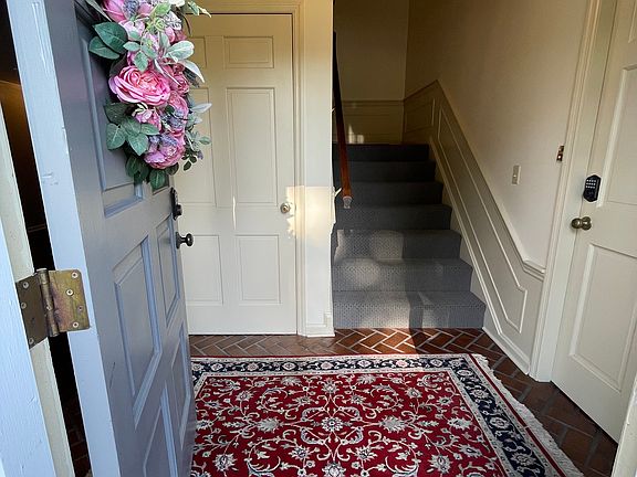 3rd image of 205 S Lincoln Park Dr APT D