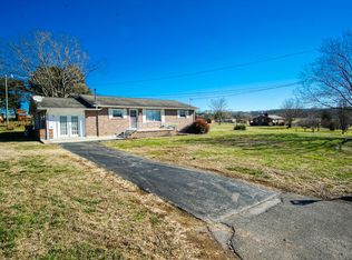 3828 Idumea Rd, Mascot, TN 37806