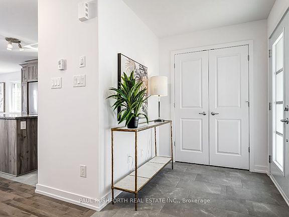 4th image of 325 Dion Ave