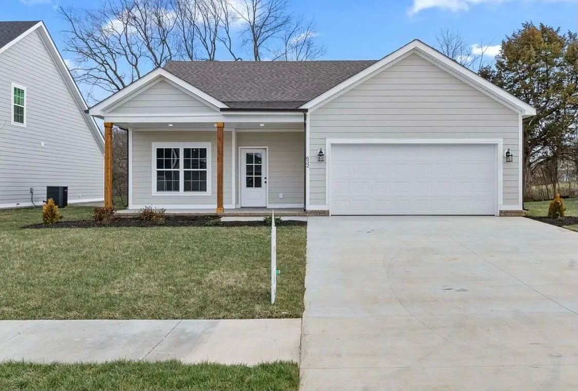 632 Denver Cir photo 1
