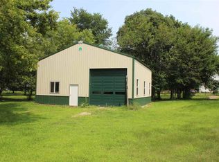 18515 Fulton Rd, Maquoketa, IA 52060