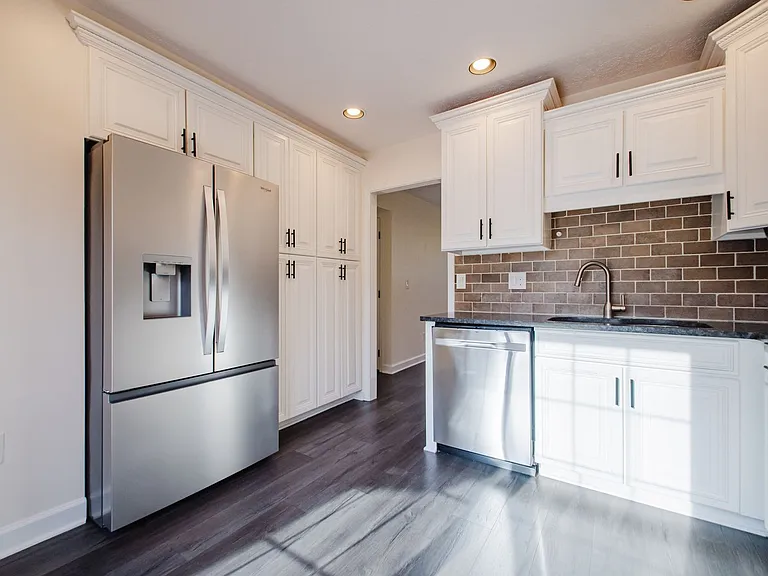 3413 Rainview Cir — Photo 13