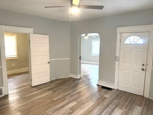 2364 E 76th St, Cleveland, OH