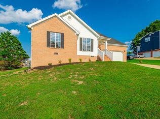 700 Debbie Ln, Ringgold, GA 30736