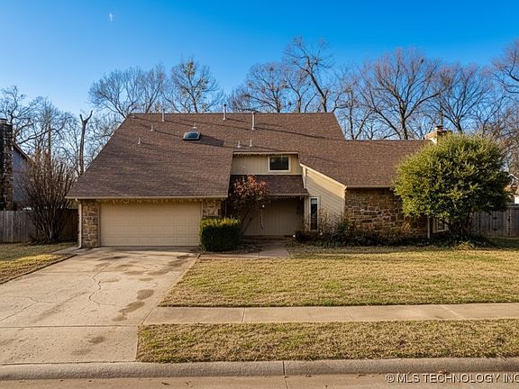 2nd image of 7004 S Peach Ave