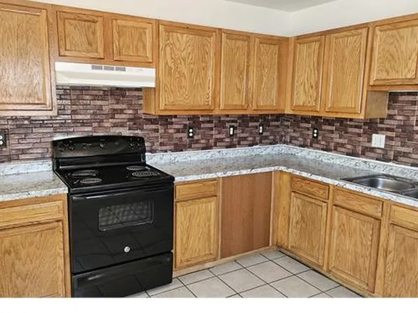 1109 W Hadley St APT A, Phoenix, AZ 85007
