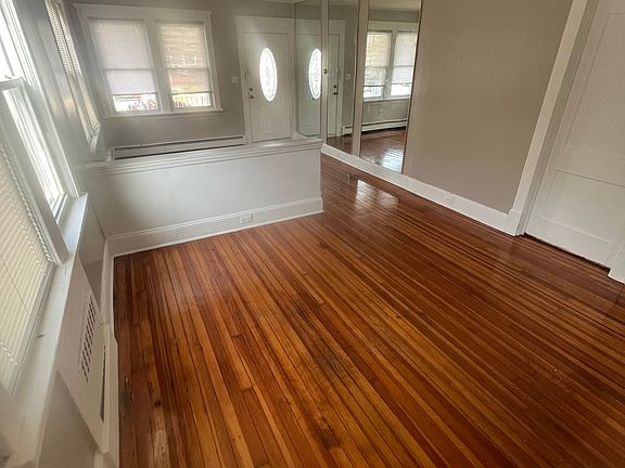 Dining Area Photo
