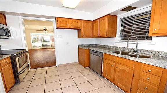 2nd image of 4818 Cole Ave APT 205