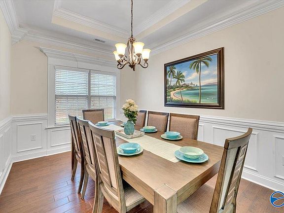 5th image of 5035 Valley Cove Dr SE