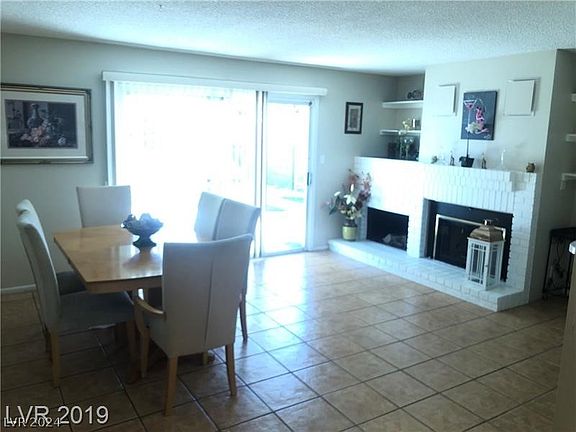 3rd image of 6317 Elton Ave