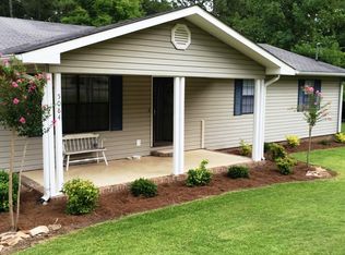 5084 Tanglewood Trl, Hokes Bluff, AL 35903