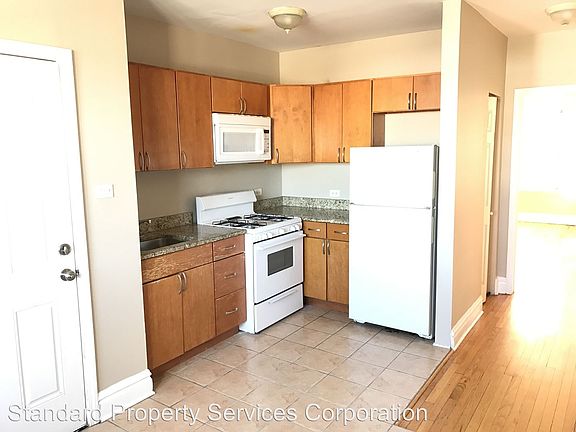 3rd image of 2744 N Laramie Ave APT 2E