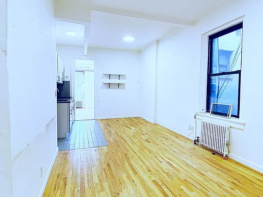 Rented by Compass | media 8