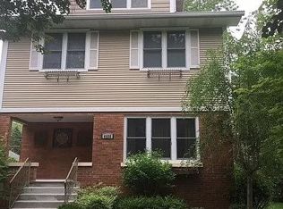 4225 Madison Ave #1, Brookfield, IL 60513