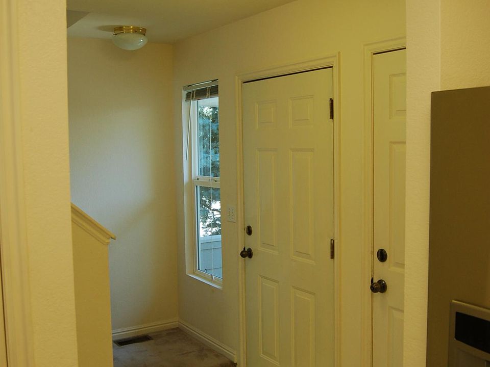 Entry (not updated)
