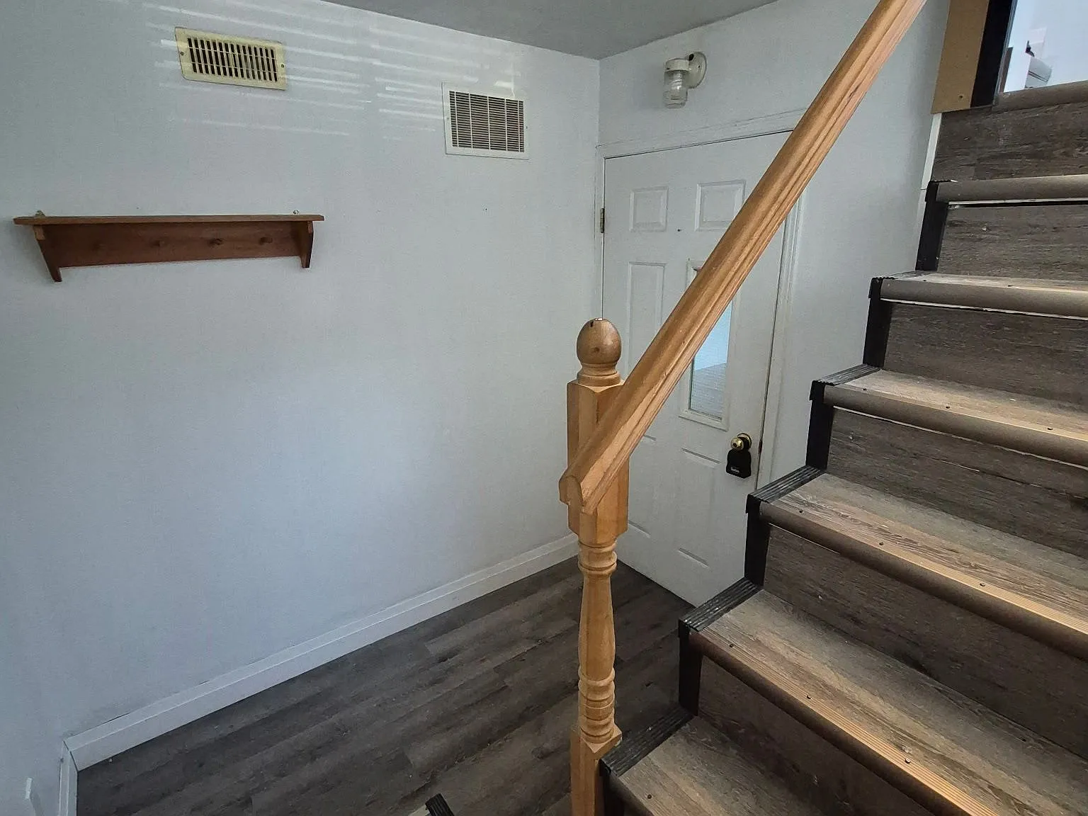 2 bed, $2,000 — Photo 3