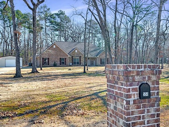 4th image of 550 County Road 8161