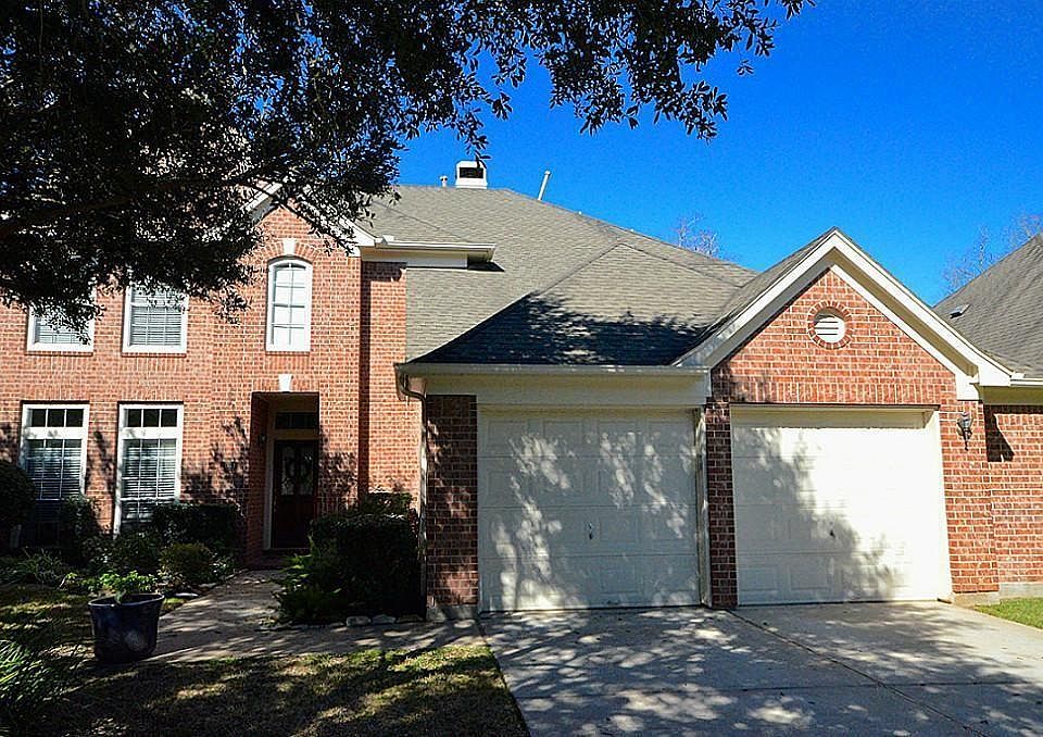 1st image of 3018 Five Oaks Dr