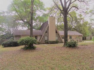 609 Skyline Dr E, Mobile, AL 36609
