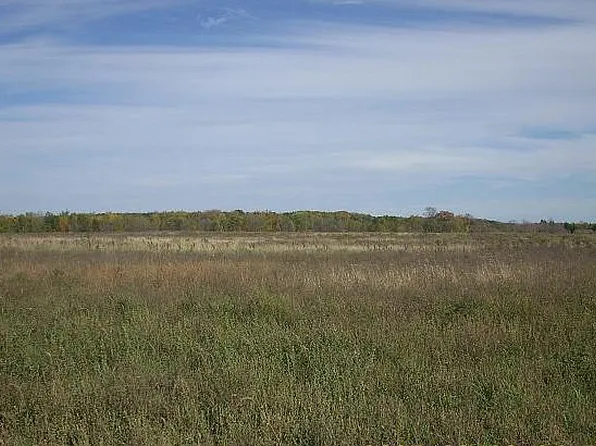 360 E Dickens St, Rush City, MN 55069