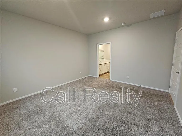 3236 N McKinnon Rd — Photo 8