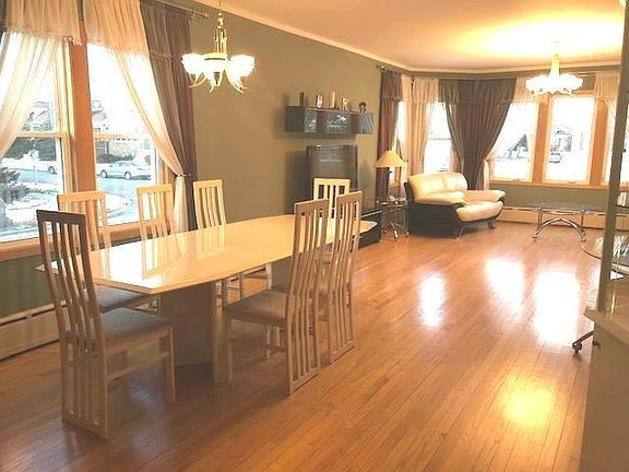 5th image of 7827 W Cressett Dr
