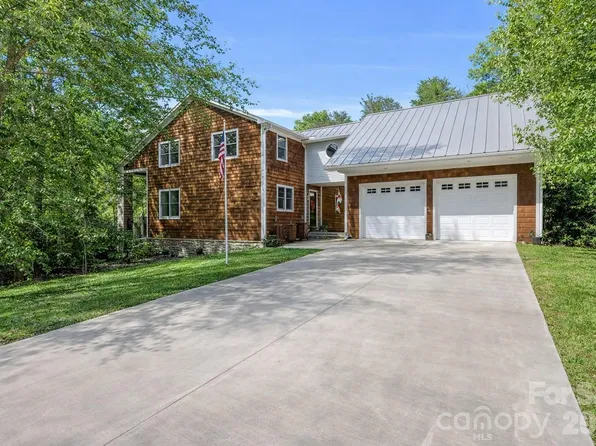 167 Trails End, Lake Lure, NC 28746
