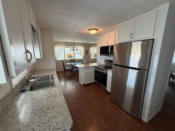 2nd image of 3025 Joline Dr #148