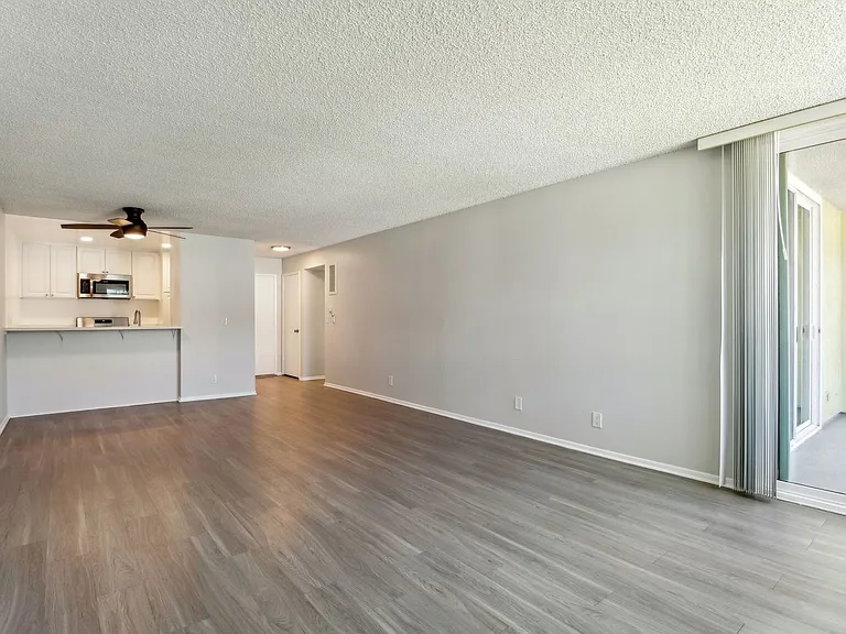 420 Windsor Rd — Photo 80