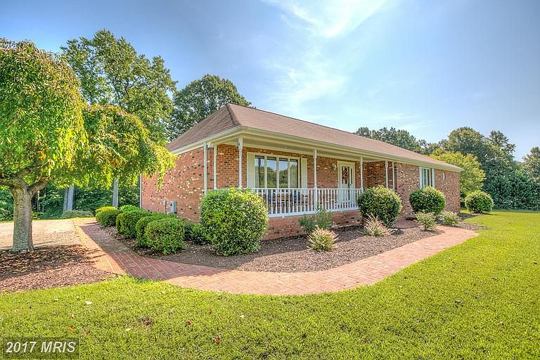A Porch to Rock On!