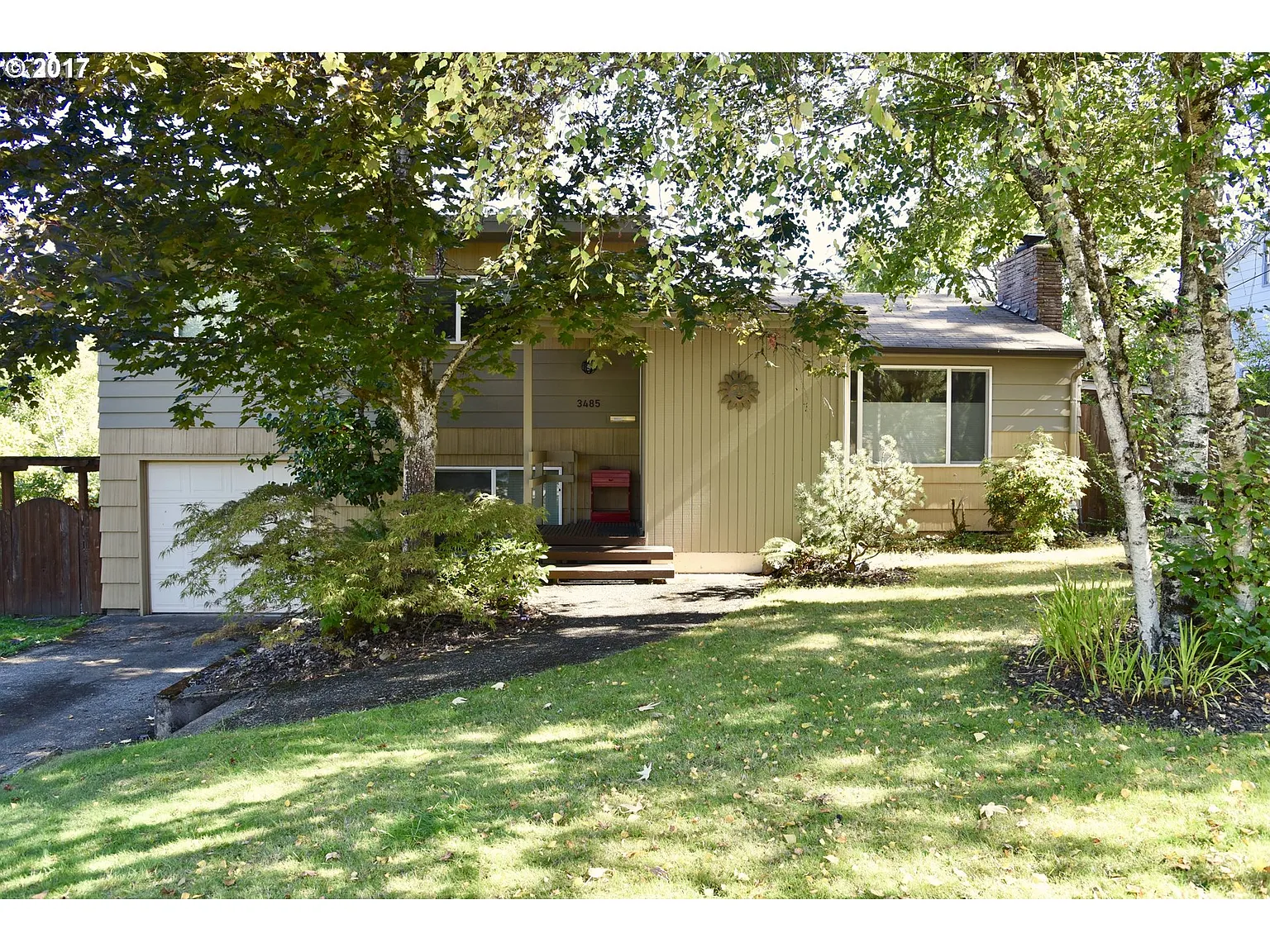 3485 Donald St photo 1