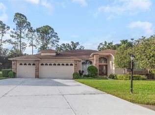 9807 Oakwood Hills Ct, New Port Richey, FL 34655