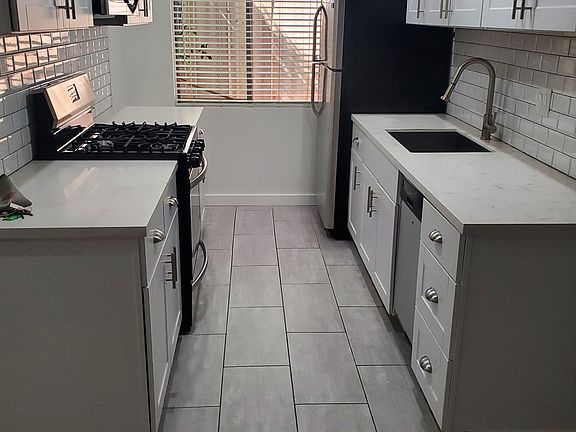 4th image of 1411 N Sierra Bonita Ave APT 3