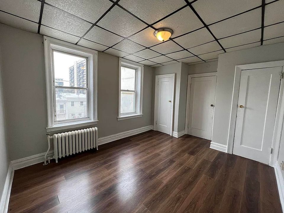 2nd image of 16 Cottage St #4A