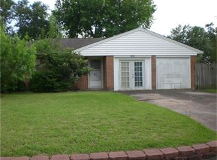 201 Bluebird Ln, Pasadena, TX 77502