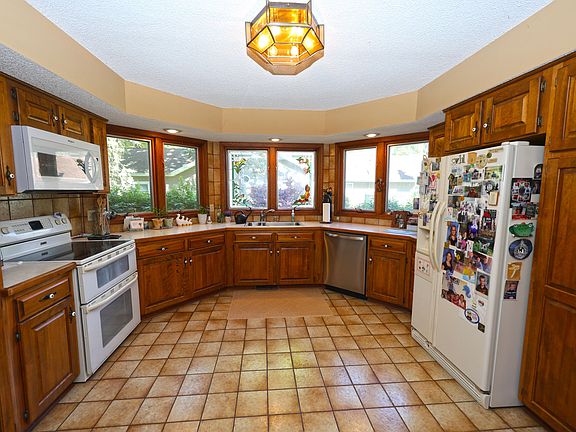3rd image of 94579 County Road 690