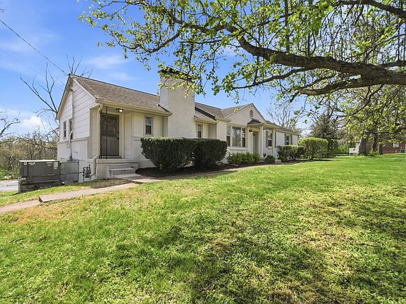 4th image of 409 Barbara Dr