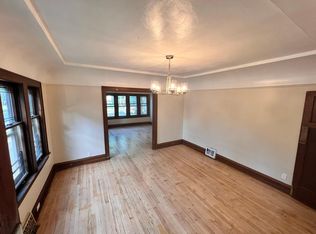 2775 N 45th St, Milwaukee, WI 53210