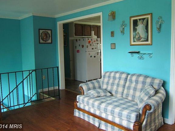 5th image of 143 Orchard Ave