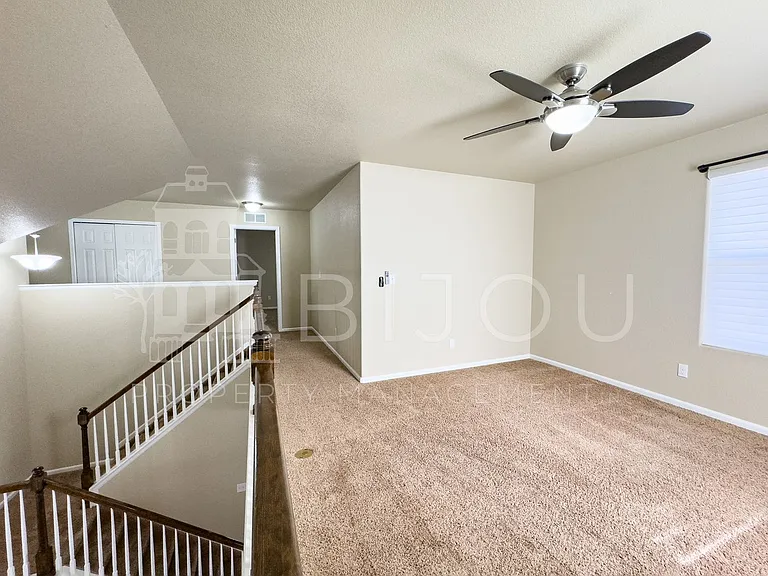 9647 Carnival Ln — Photo 14