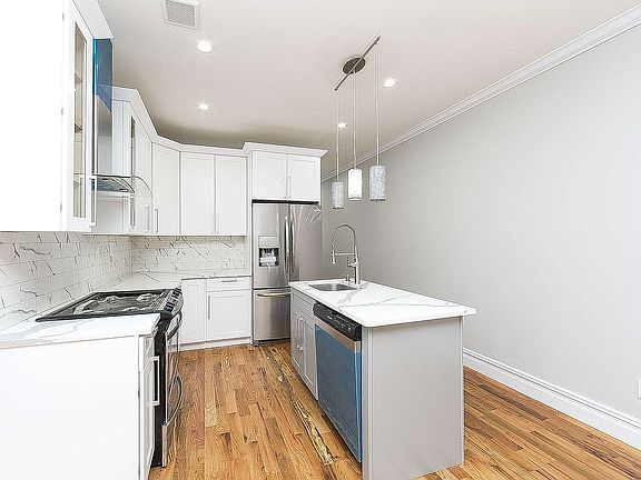 2nd image of 221 Tompkins Ave #A