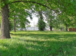 632 Helen St, Saint James, MO 65559