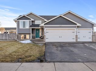 703 Edgewood St SW, Isanti, MN 55040