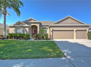 2744 Abbey Grove Dr, Valrico, FL 33594