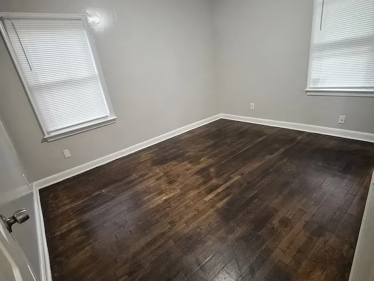 3535 Hester Ave — Photo 6