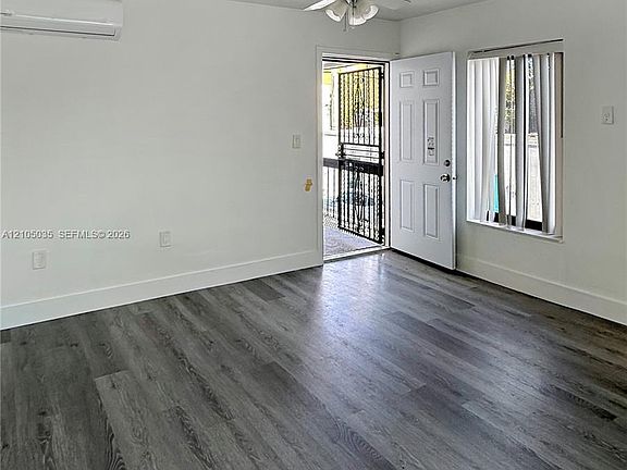 3rd image of 852 SW 1st St APT 6