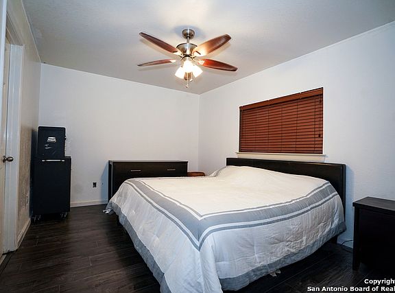 5th image of 5010 Driskill St